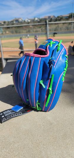 Wilson a2000 infielder