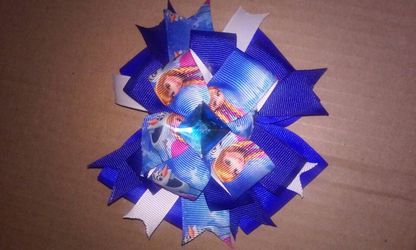 Frozen hair bow