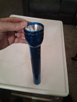 Mag-Lite Flashlight Royal Blue USA 12" Rare Affordable Price