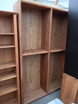 Wooden bookshelf 5 shelves $145 OBO