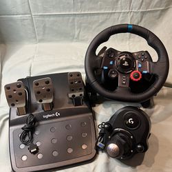 Logitech G29  Steering Wheel, Pedals, and Shifter  PS4/5 And PC