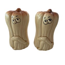 Vintage Salt And Pepper Shakers 