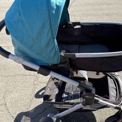Stroller & car seat combo Seat Dose Sit Up For Baby used good condition East Palmdale $120