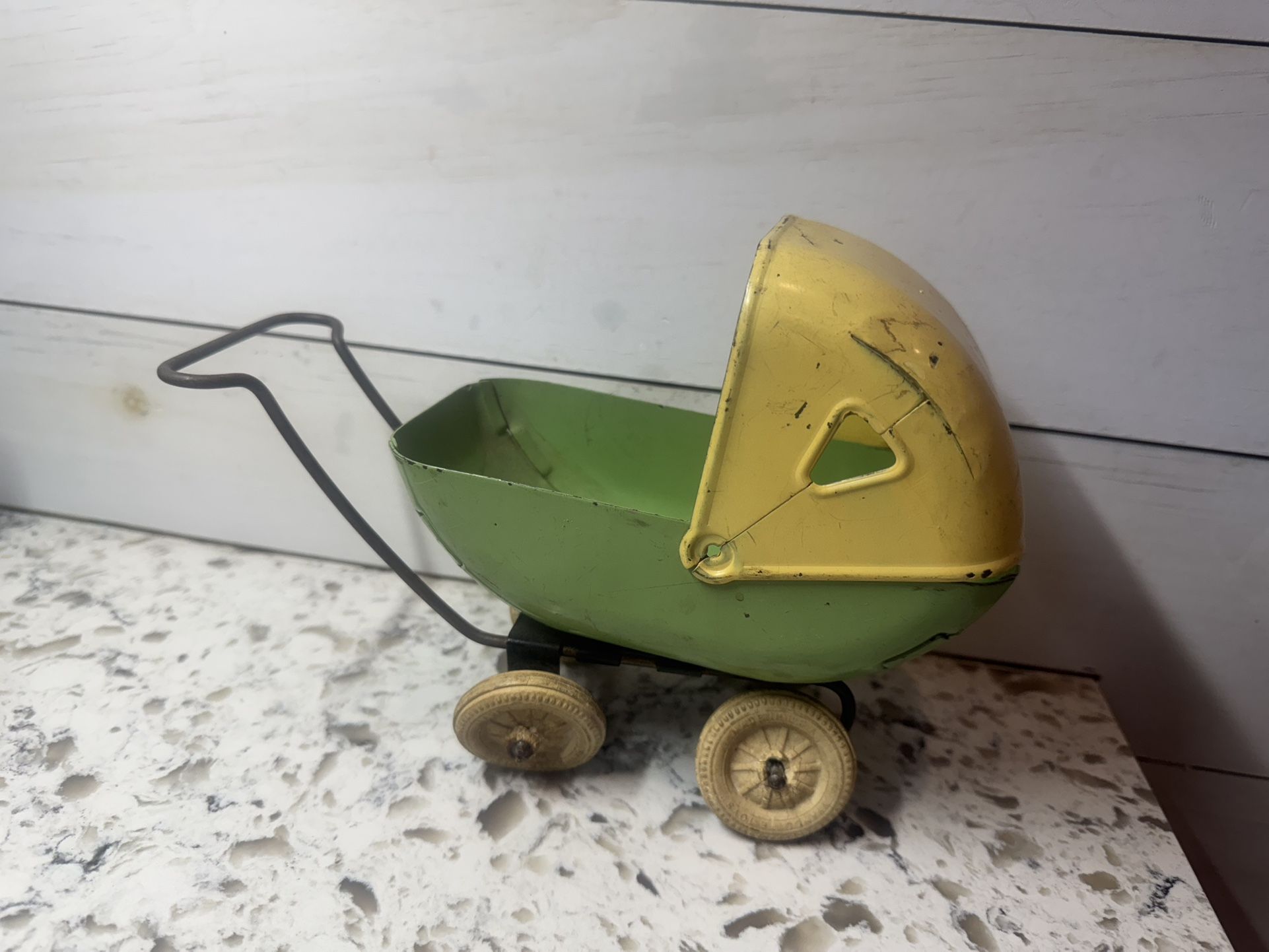 Antique Tin Wyandotte Doll Carriage 1930’s