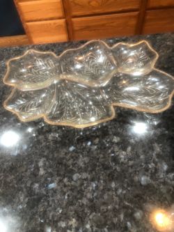 Vintage Large Glass Dish / Tray / Serving Tray.  Design Oak leaf.  Size 15 inches by 10 inches.  Preowned no cracks or chips.  Has been on display in 