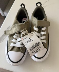 Converse Boys Shoes (Size 12c)