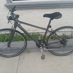 Men's 700c Giant Escape 3 Hybrid Bike 