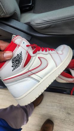 Air Jordan 1 High White Red Sneakers