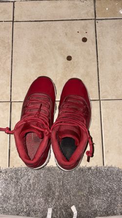 Jordan 11s size 8 in a half