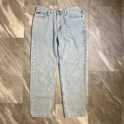 Vintage Realtree Camo Pants with a wide leg baggy fit