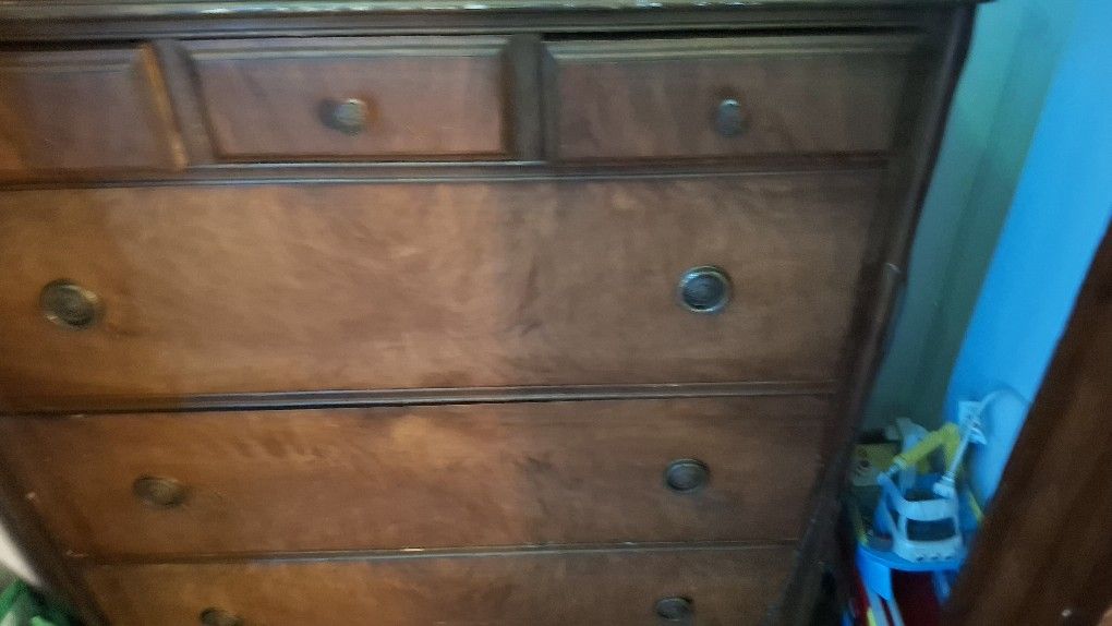 Very Deep Very Sturdy Dresser
