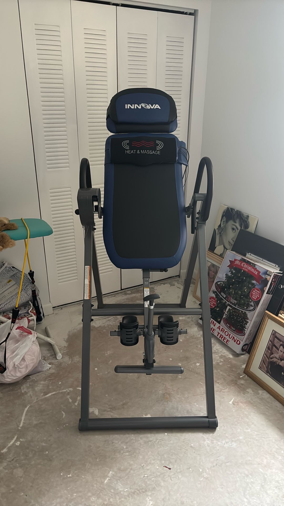 INNOVA Inversion Table W/ Heat & Massage