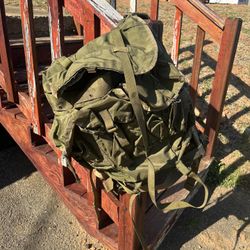 Vintage US Army Field Backpack 