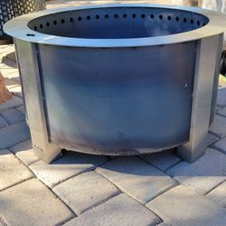 Breeo X-Series 24-Smokeless Fire Pit - Heavy-Gauge Steel Material 
