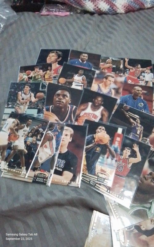 1993-94 Tops Stadium Club TRADING CARDS