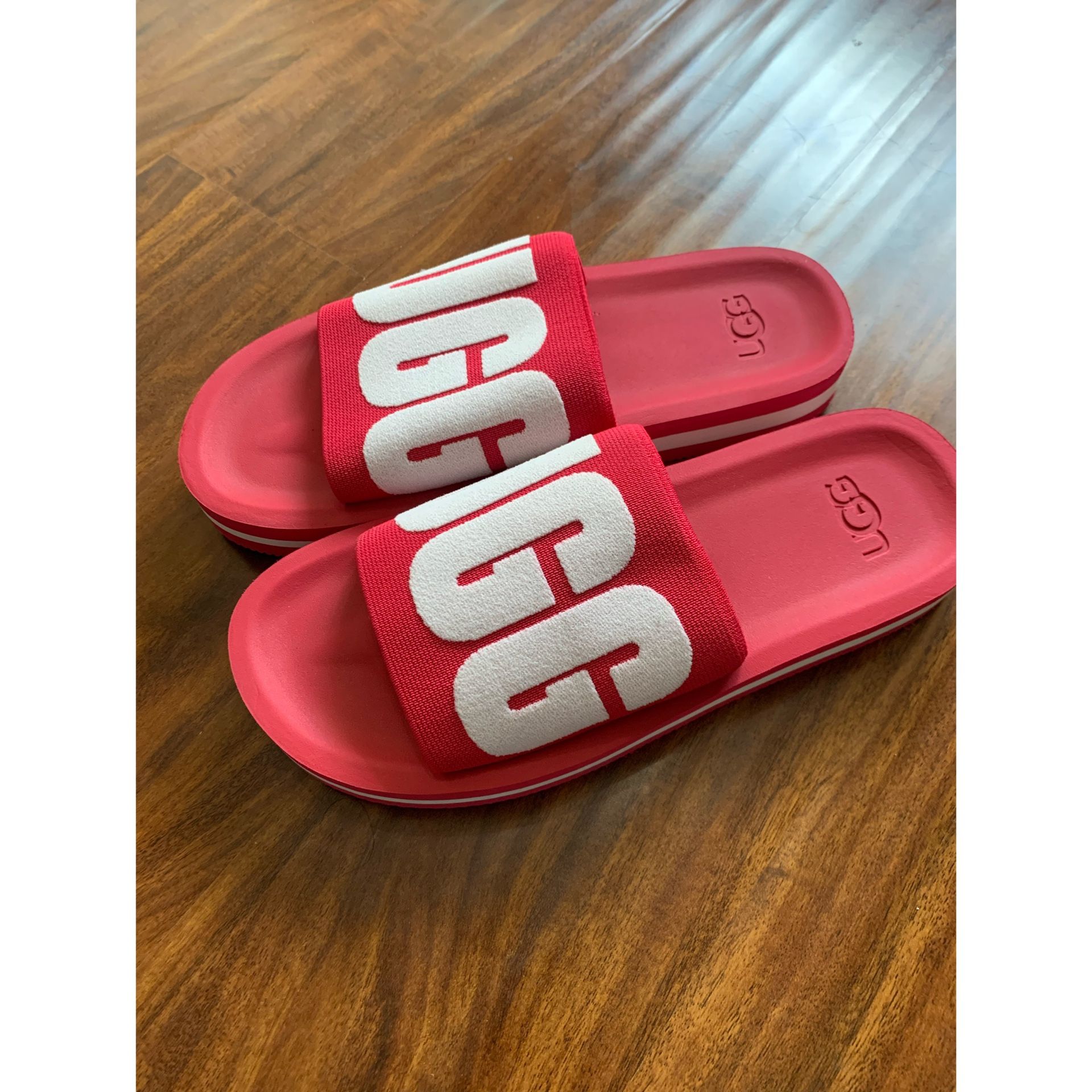 Ugg Sandal