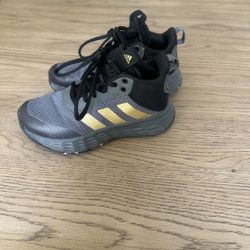 Boys Adidas Basketball Shoes