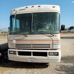 Motorhome  Runs And Drives Low Miles 