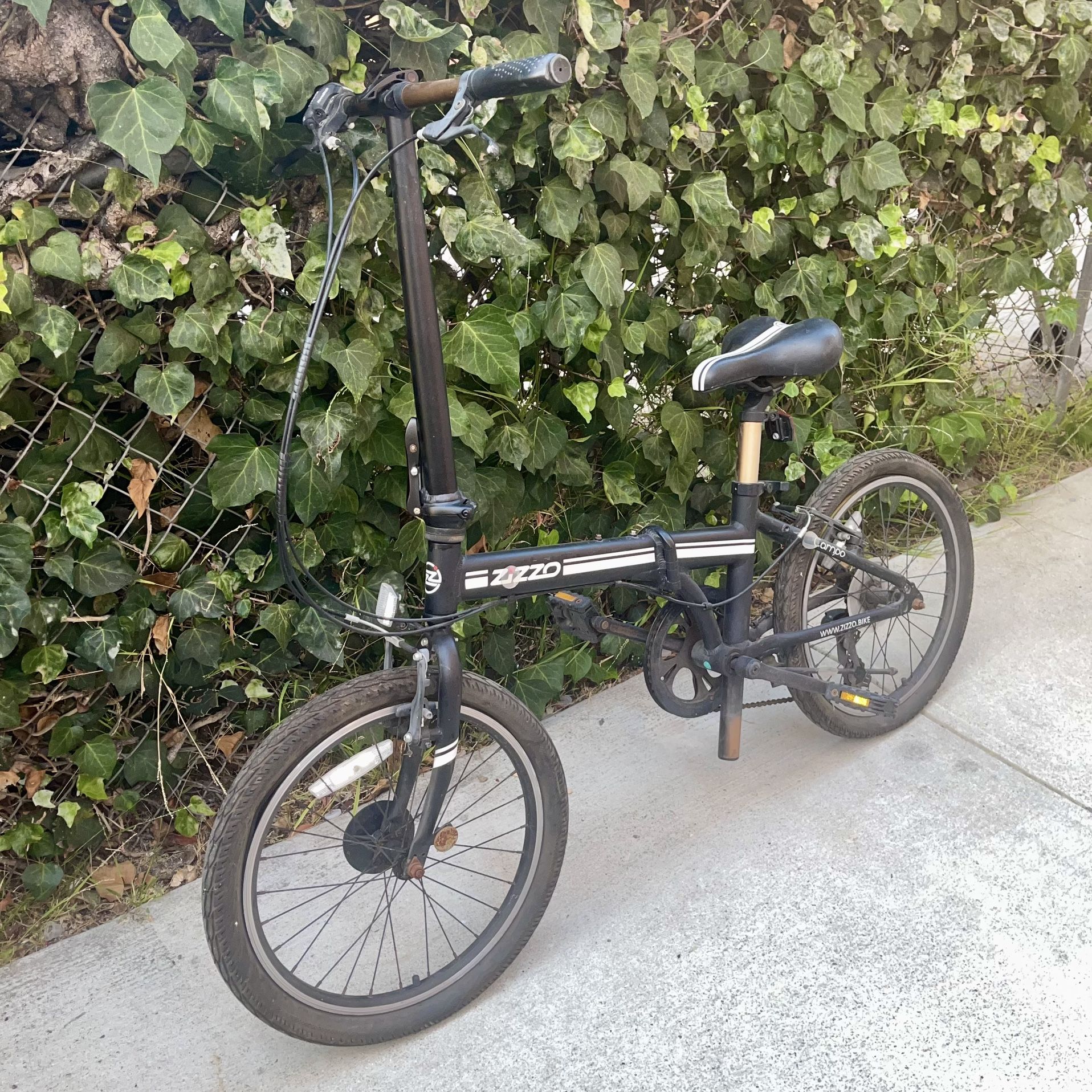 ZiZZO 20 inch Light Weight Folding Bike (Black)