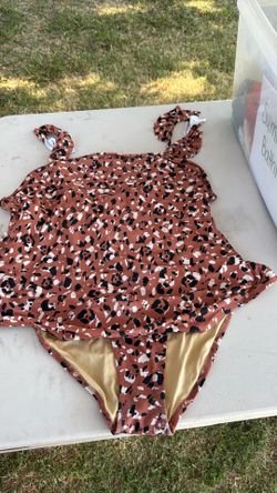 Bathing suits/Baby pool hats