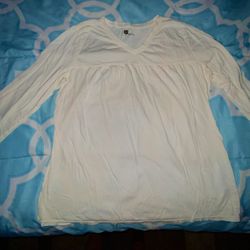 L White Elegant Undershirt