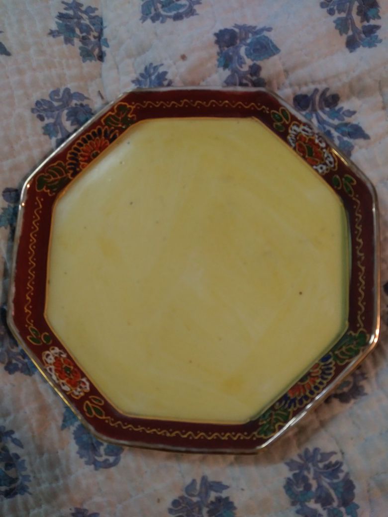 Octogon Chinese Plate