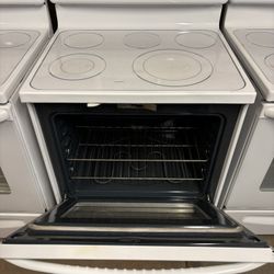 3 Electric Stoves 