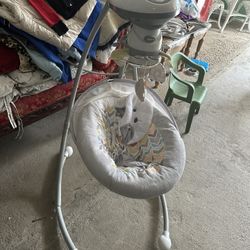 Fisher price Swing 