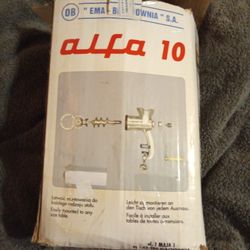 Vintage Meat Grinder (Full Working Capacity)