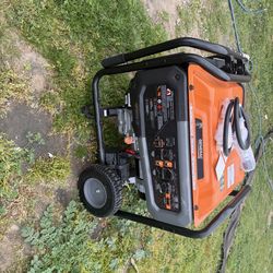 Generac 8125/6500-Watt Dual Fuel Portable Generator, Easy-To-Use Electric Start