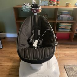 4moms MamaRoo Multi-Motion Baby Swing