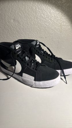 Nike SB Blazer Mid Skate Shoes
