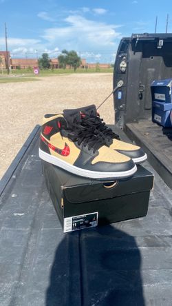 Nike Air Jordan (Tan Swoosh)