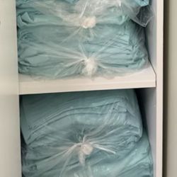 Sets Of Linen 