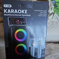 Bluetooth speakers with 2 microphone