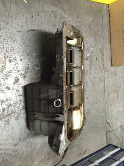 Oil pan bmw 318i 1995 to 1999 11131247995