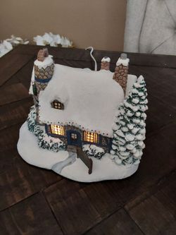 Thomas kincade lighted houses