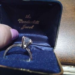 The Vanderbilt Wedding Ring Set