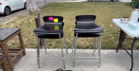 Bar stool