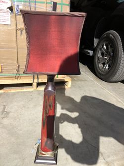 Table Lamp (30.5”)