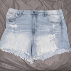 Ariya Jeans Light Blue Distressed Jean Shorts Ripped Design 13/31 Used 