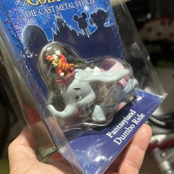 NEW Disney Theme Park Collection Fantasyland Dumbo Ride Die Cast Metal Vehicle