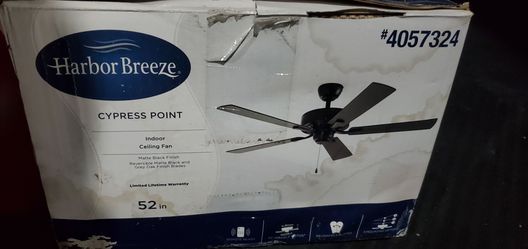 Harbor Breeze 52" Matte Black Ceiling Fan New in Open Box
