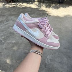 Nike Dunks 