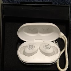 Raycon Earbuds 
