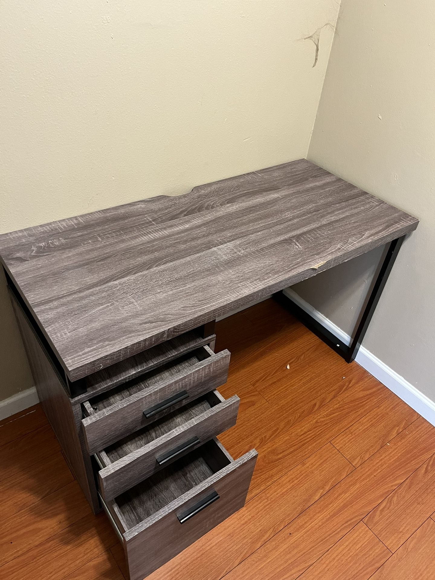 Computer Desk