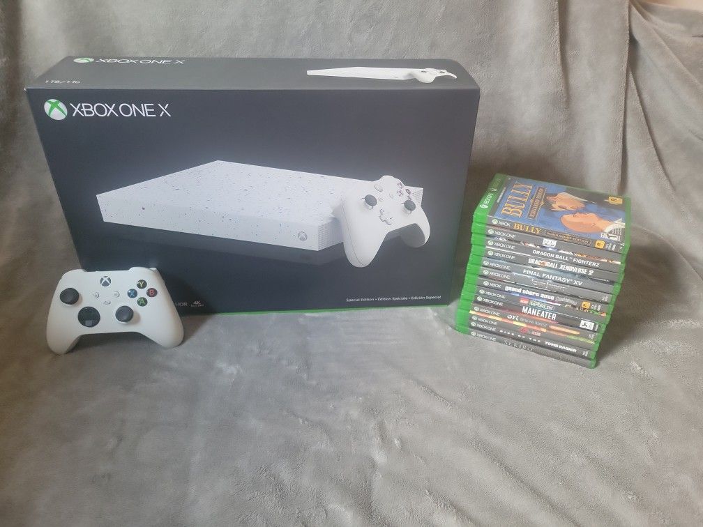 Xbox One X Hyperspace Edition 1TB Bundle CIB