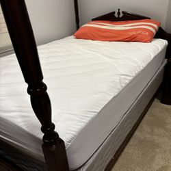 Queen Size Bedroom Set 
