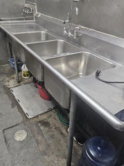 3 comparment sink