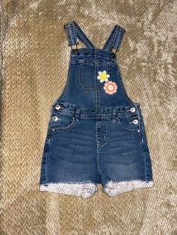 Girl overall size 5